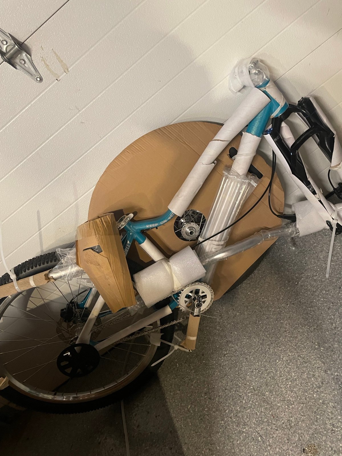 Hurley Bike Hydrous 26 Dirt Jumper BMX Street Cuiser