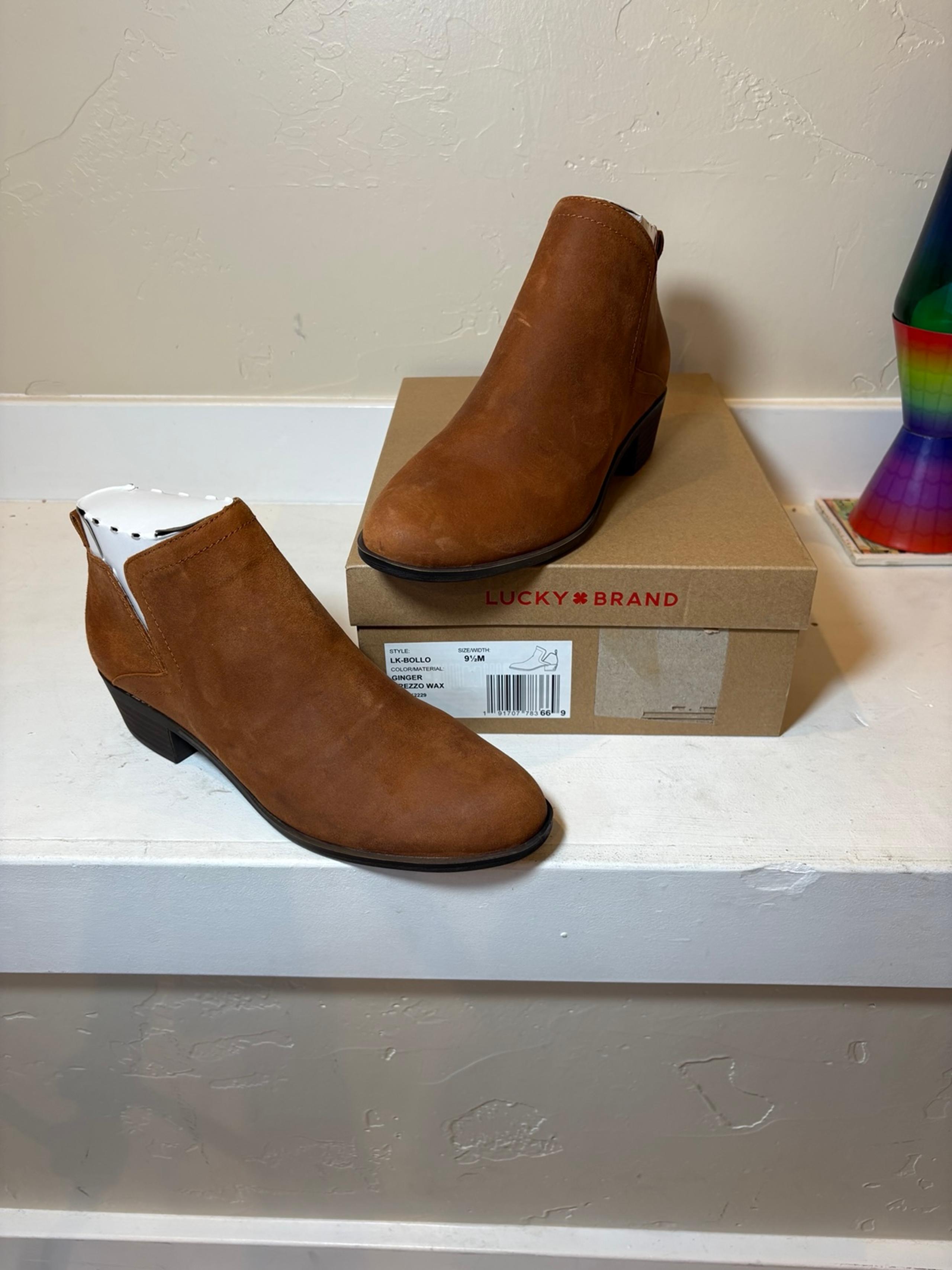 Boots LUCKY BRAND Women's BESSIE Ankle Boot Size 9.5 Cedar Brown