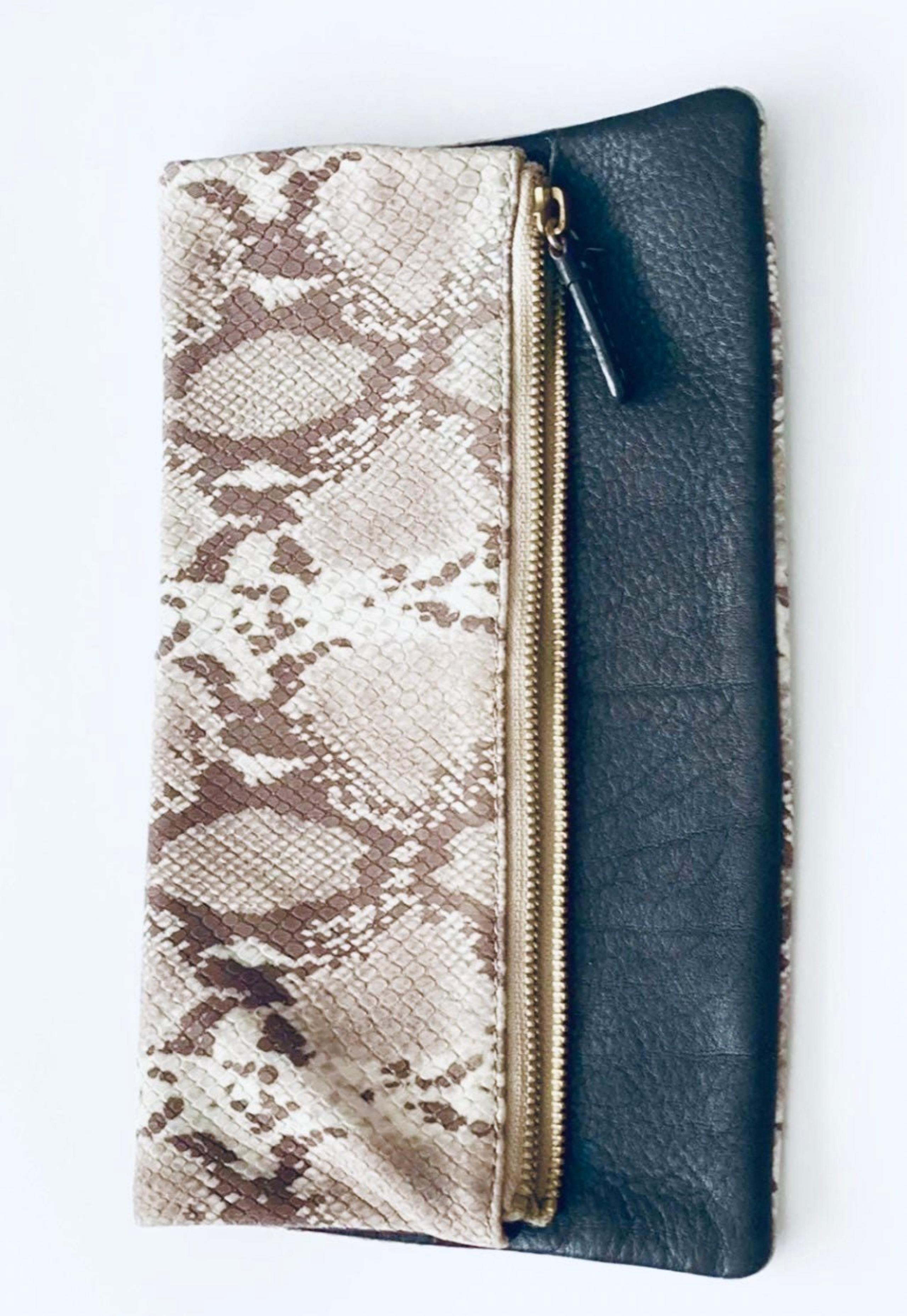 Gap Foldover Casual Clutch