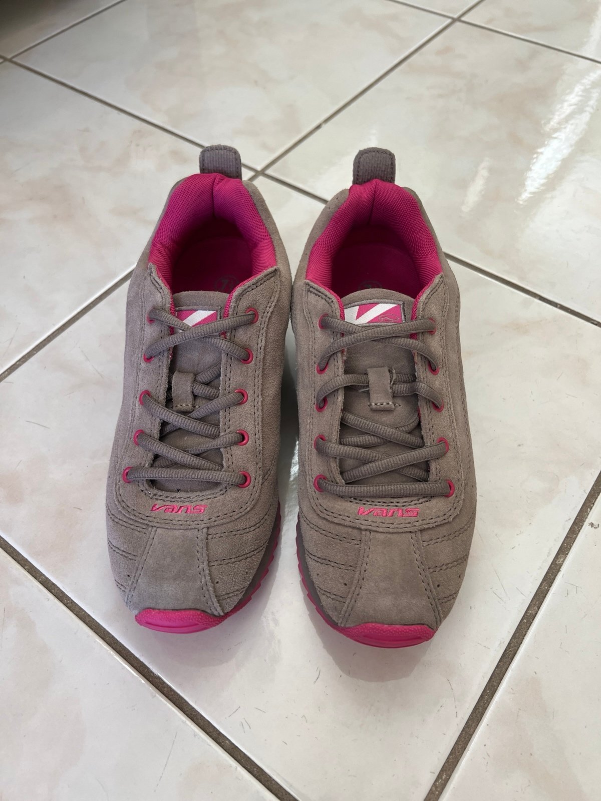 Vintage Y2K Vans VENICE women suede leather Running Shoes Sneakers size 7.5
