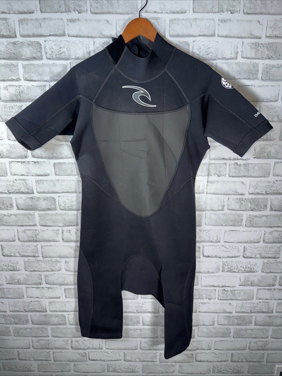 RIP CURL Dawn Patrol E4 Flatlock 2.2 Black Wetsuit Youth XXL / Mens S