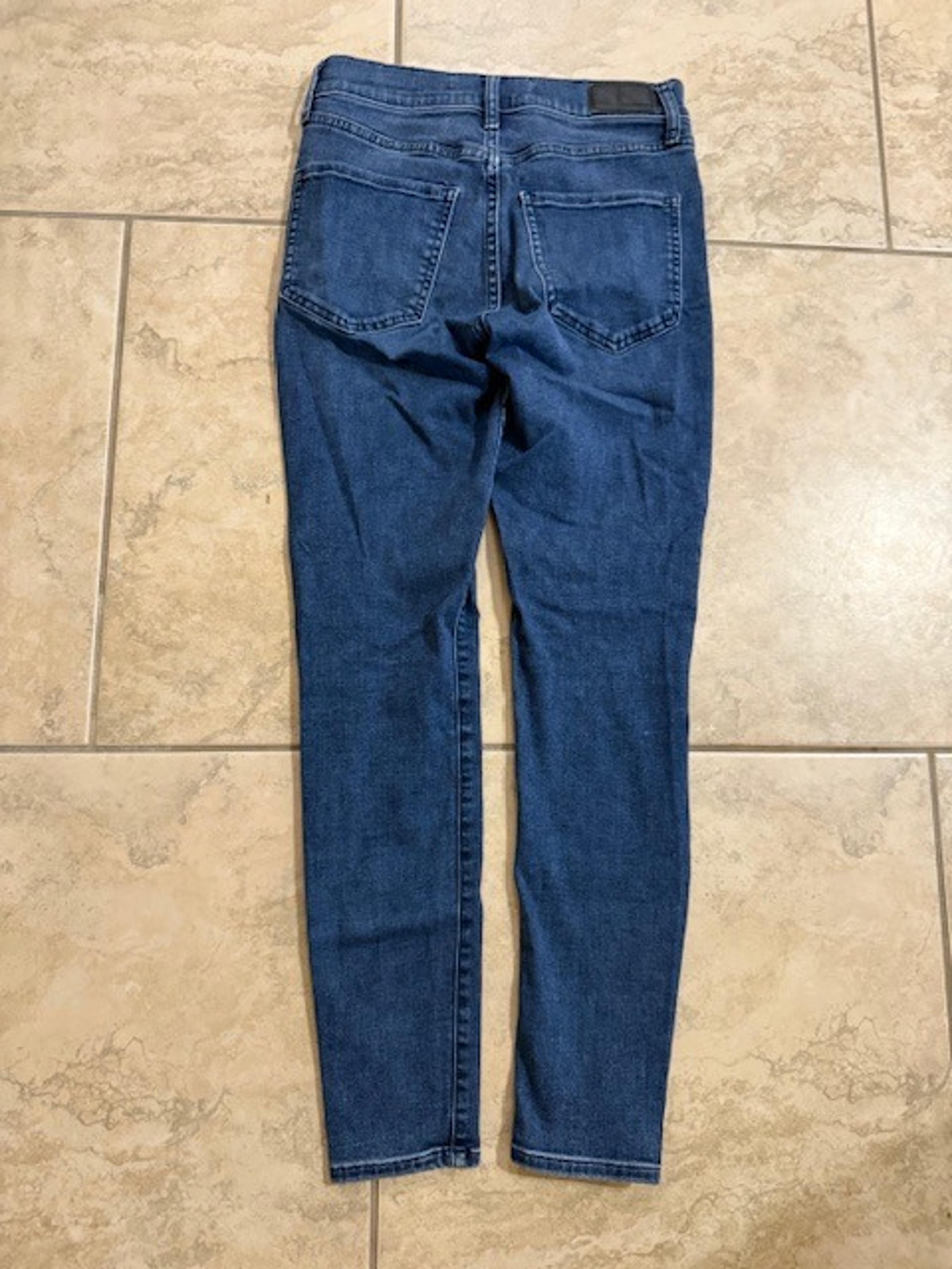 Women's Skinny Mid-Rise Jeans 4R - Express
