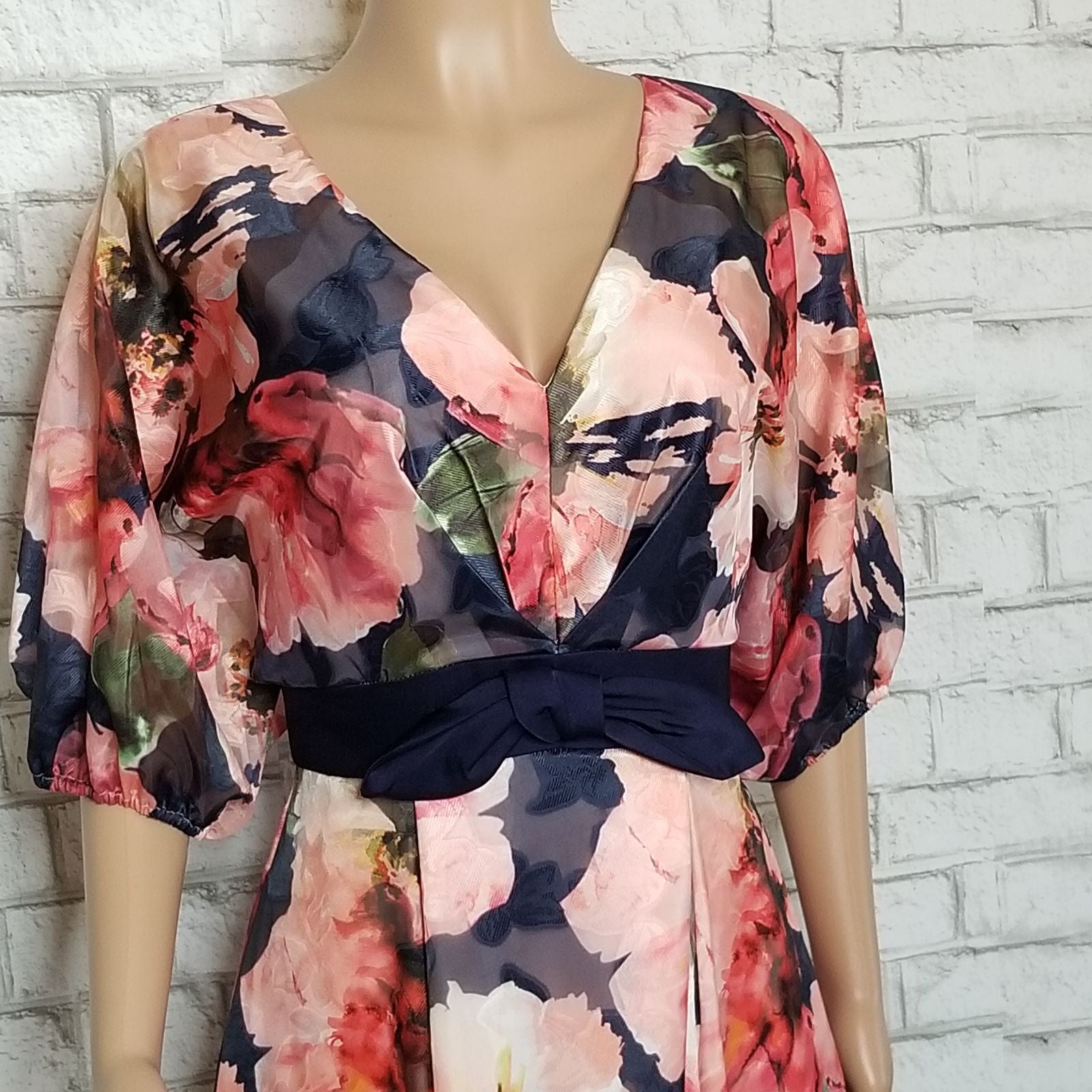 Chiffon gown with puffed sleeves