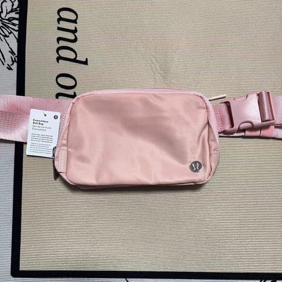Everywhere Belt Bag