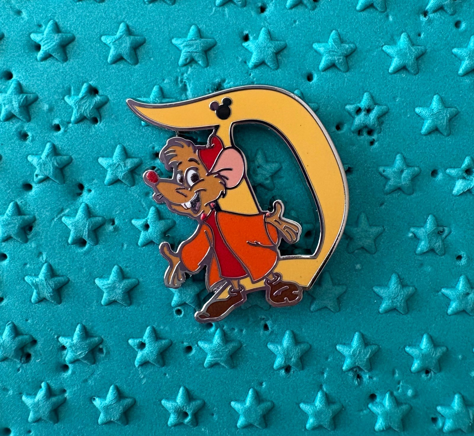 Jaq Cinderella Disneyland D 2025 Hidden Mickey Pin Wave B