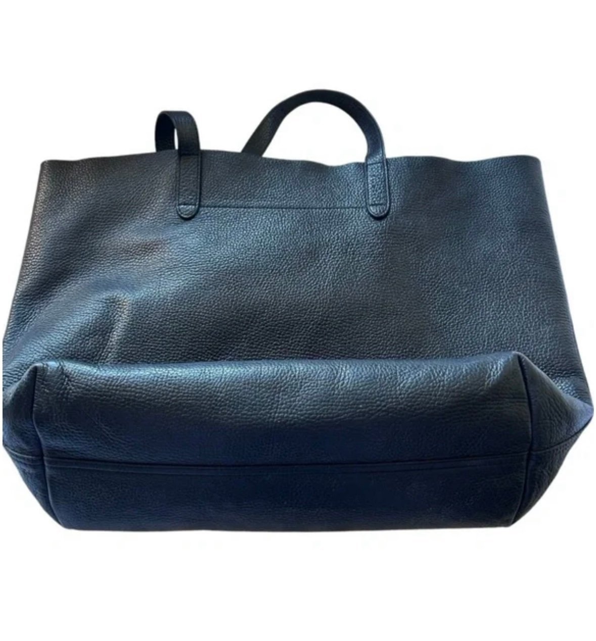 Cuyana Classic Tote in Black