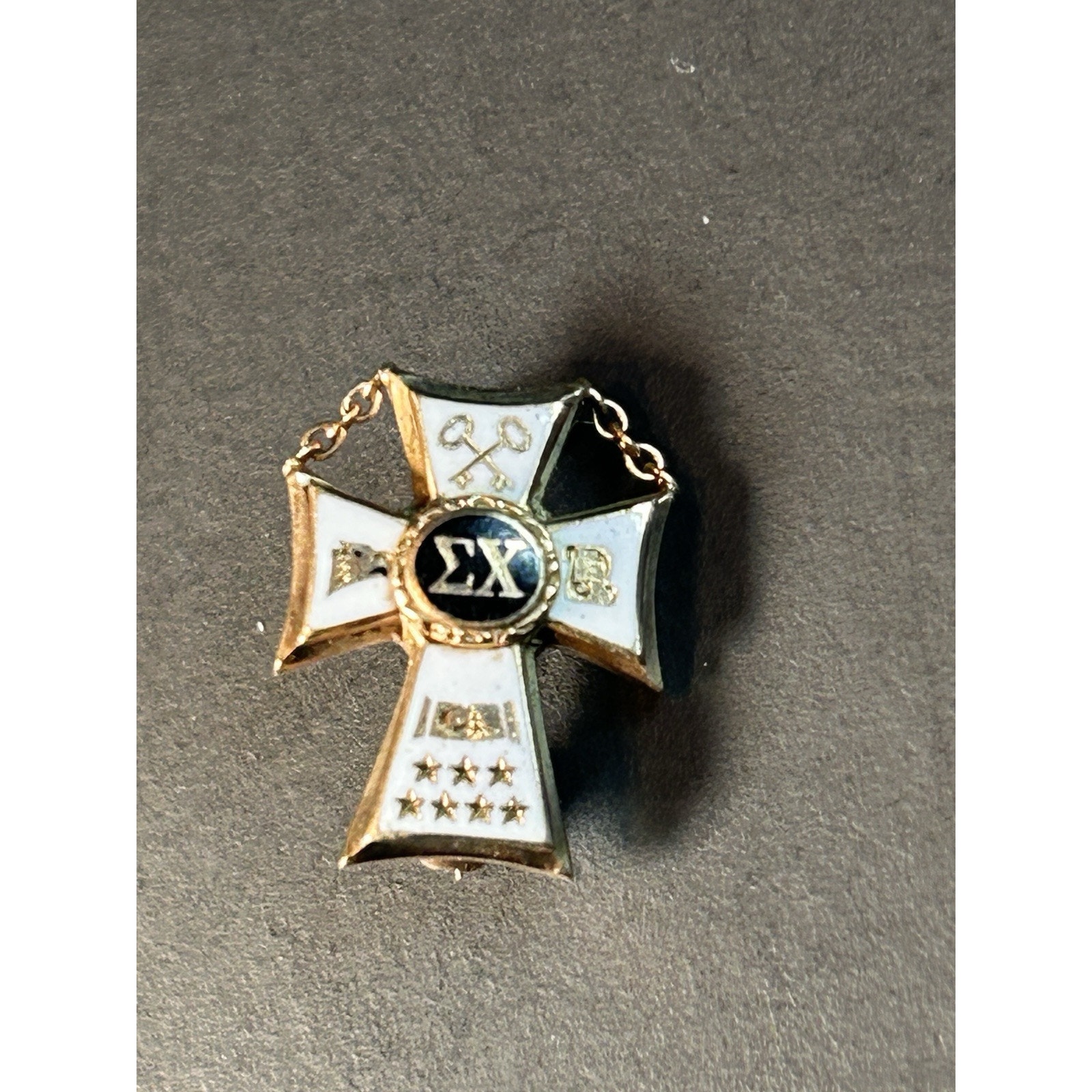 Vintage 1953 Alpha Sigma Chapter Stanford U. Sigma Chi 10k Gold Fraternity Pin