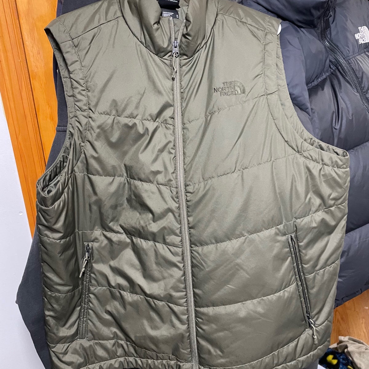 Top 10 North Face Puffer Vests for Men in 2025