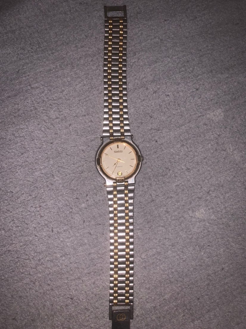 Used women gucci watch