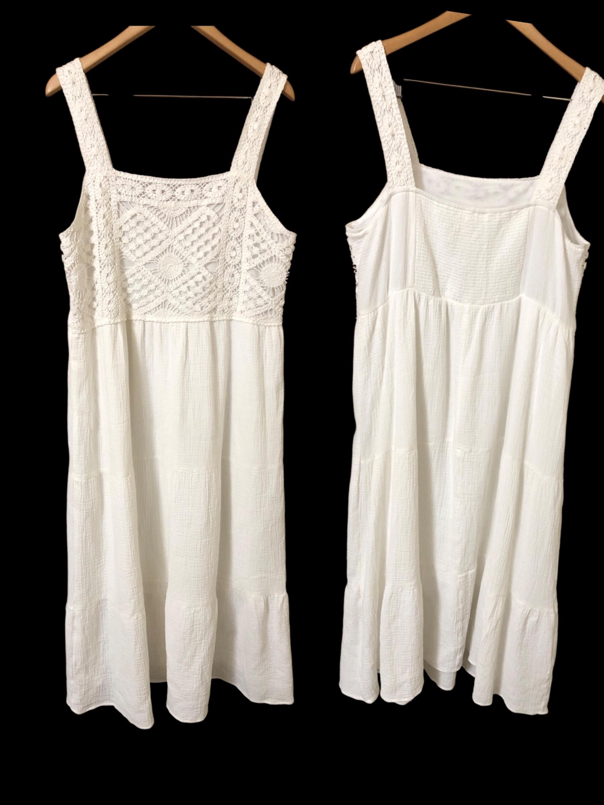 LC Lauren Conrad XXL Cream Maxi Dress