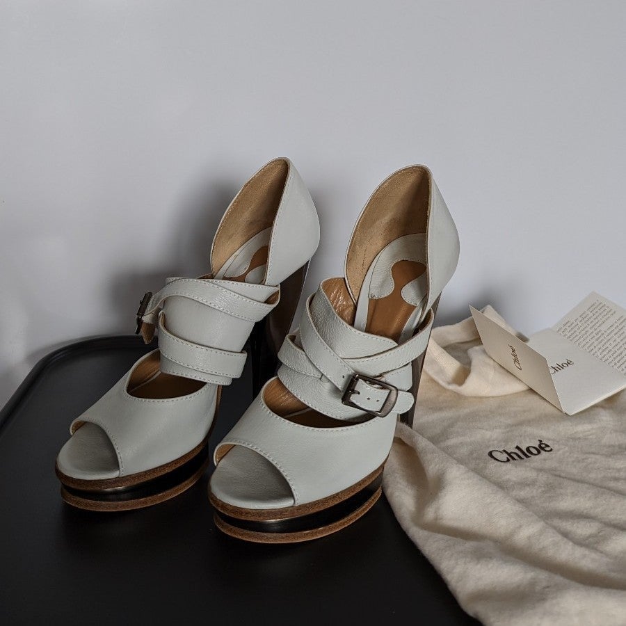 Chloe, Light Gray Leather Sandal Heels, Size 35 1/2