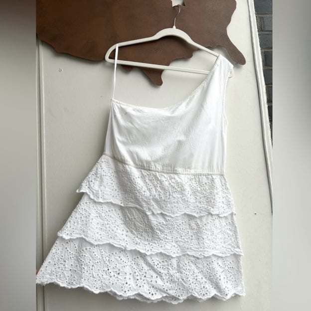100% Cotton One-Shoulder Lightweight White Sundress