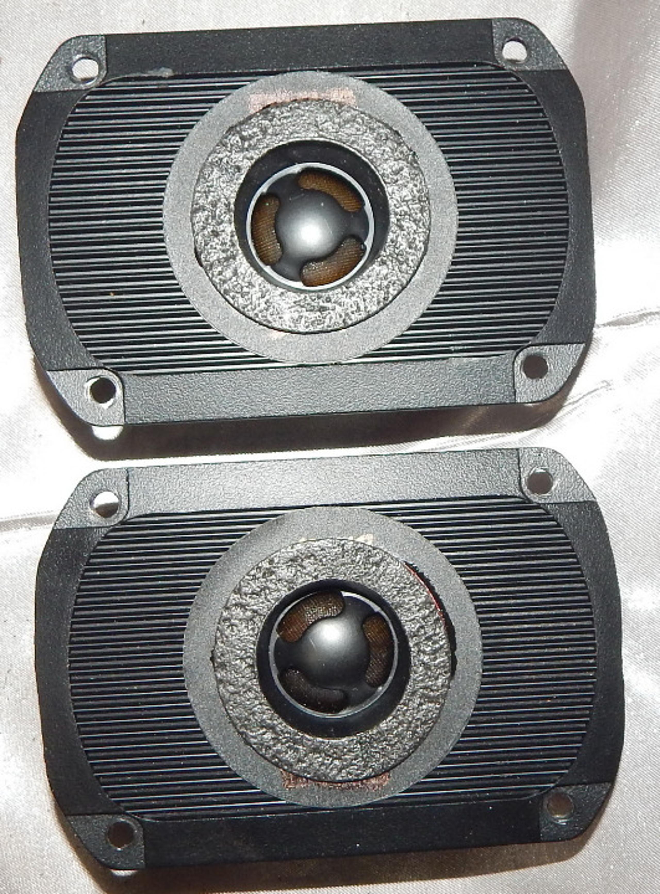 Pyle D458 1" dome tweeters pair