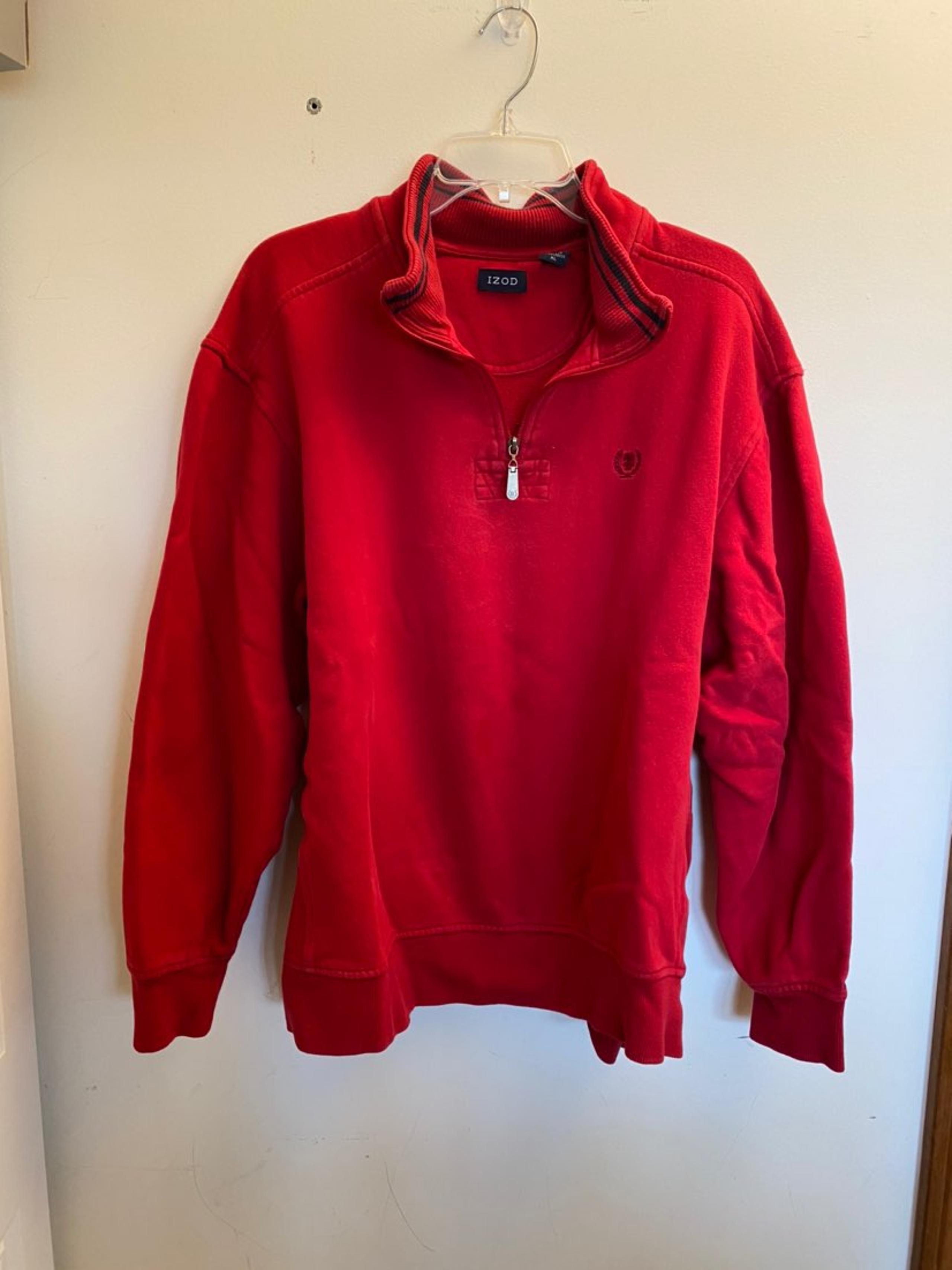 IZOD 1/4 zip sweatshirt
