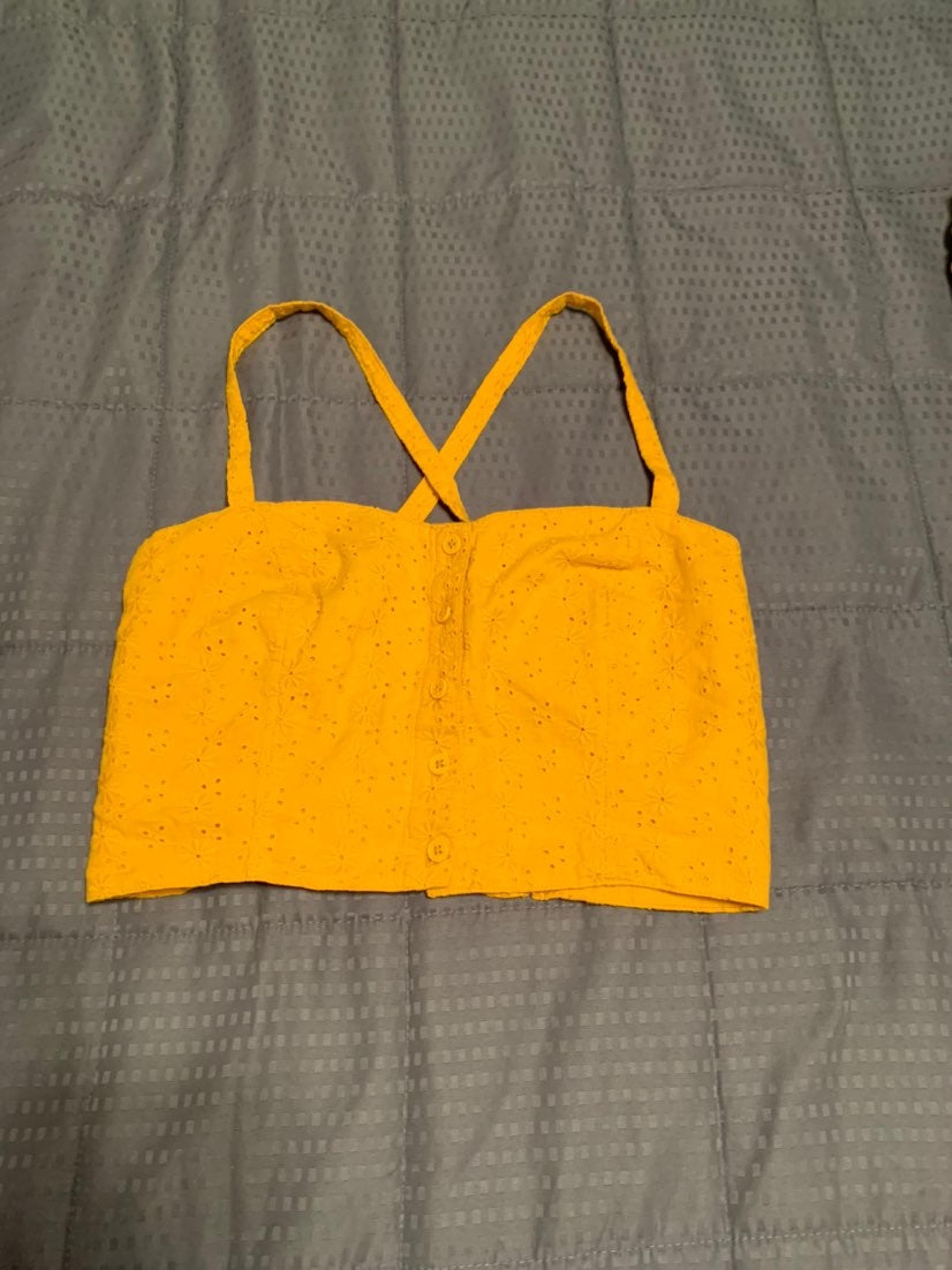 crop top