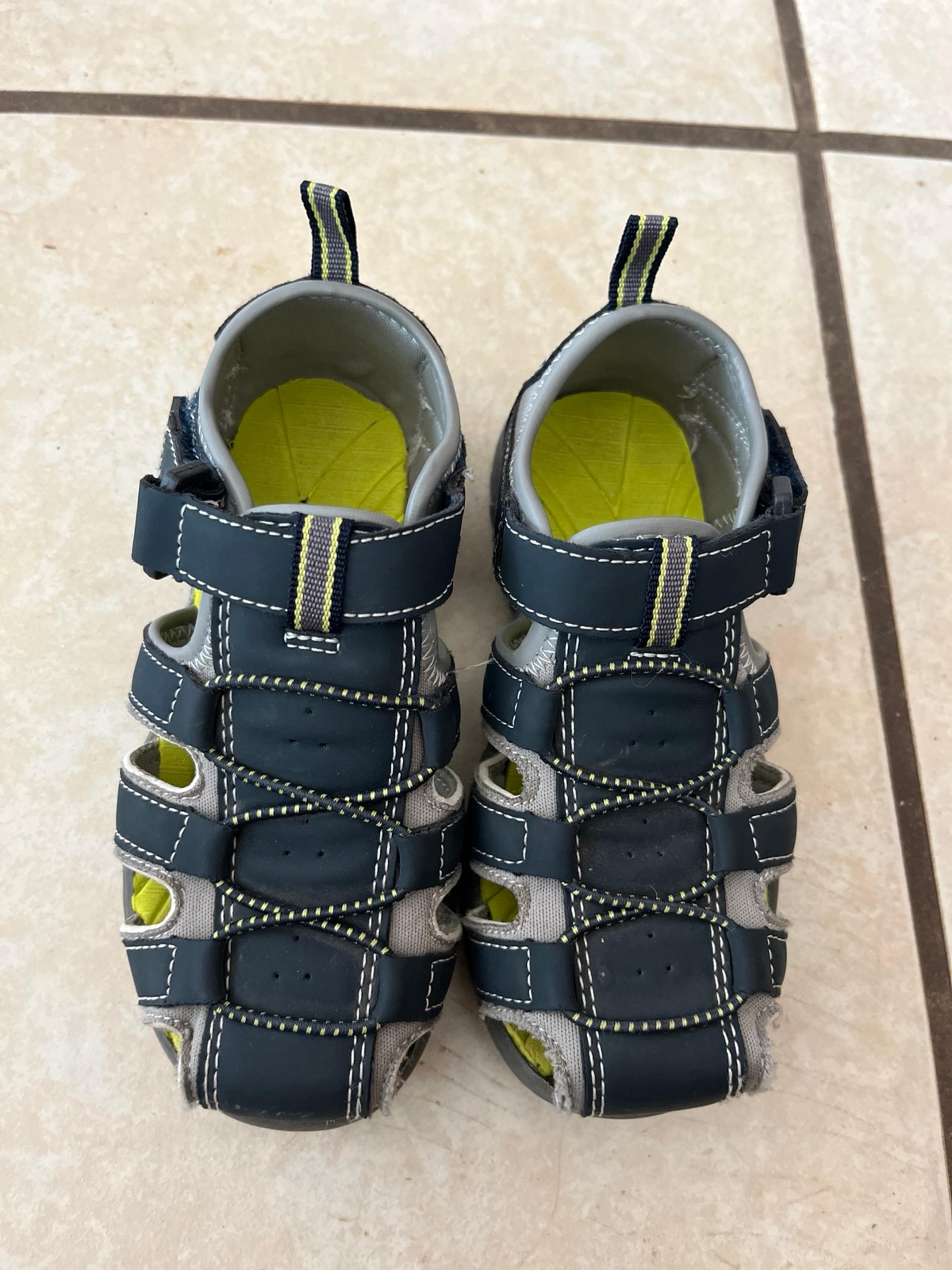 Eddie Bauer sandals