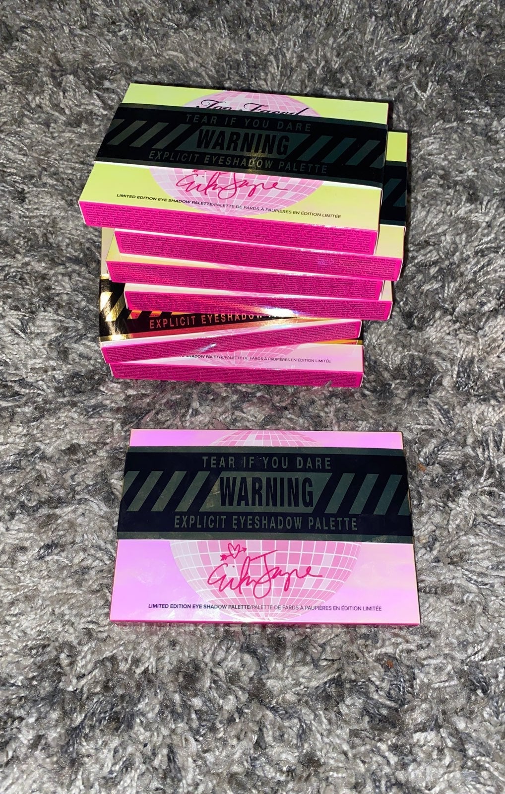 Too faced Pretty Mess palette