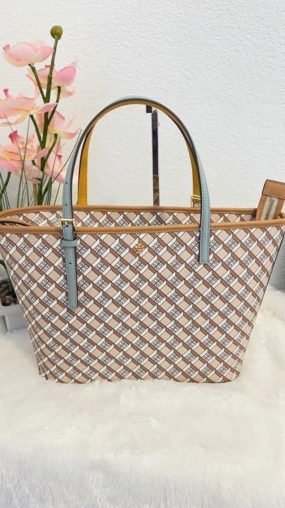 Tory Burch Emerson small Geo logo Tote -Hazelnut
