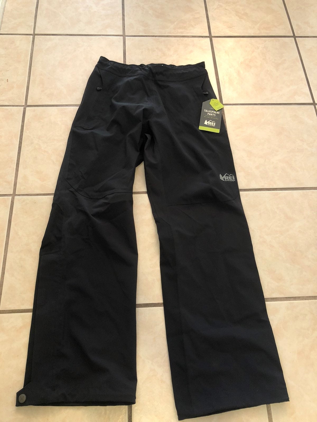 NEW Mens REI Elements Talusphere Stretch Waterproof Rain Pants Black Small x 30L