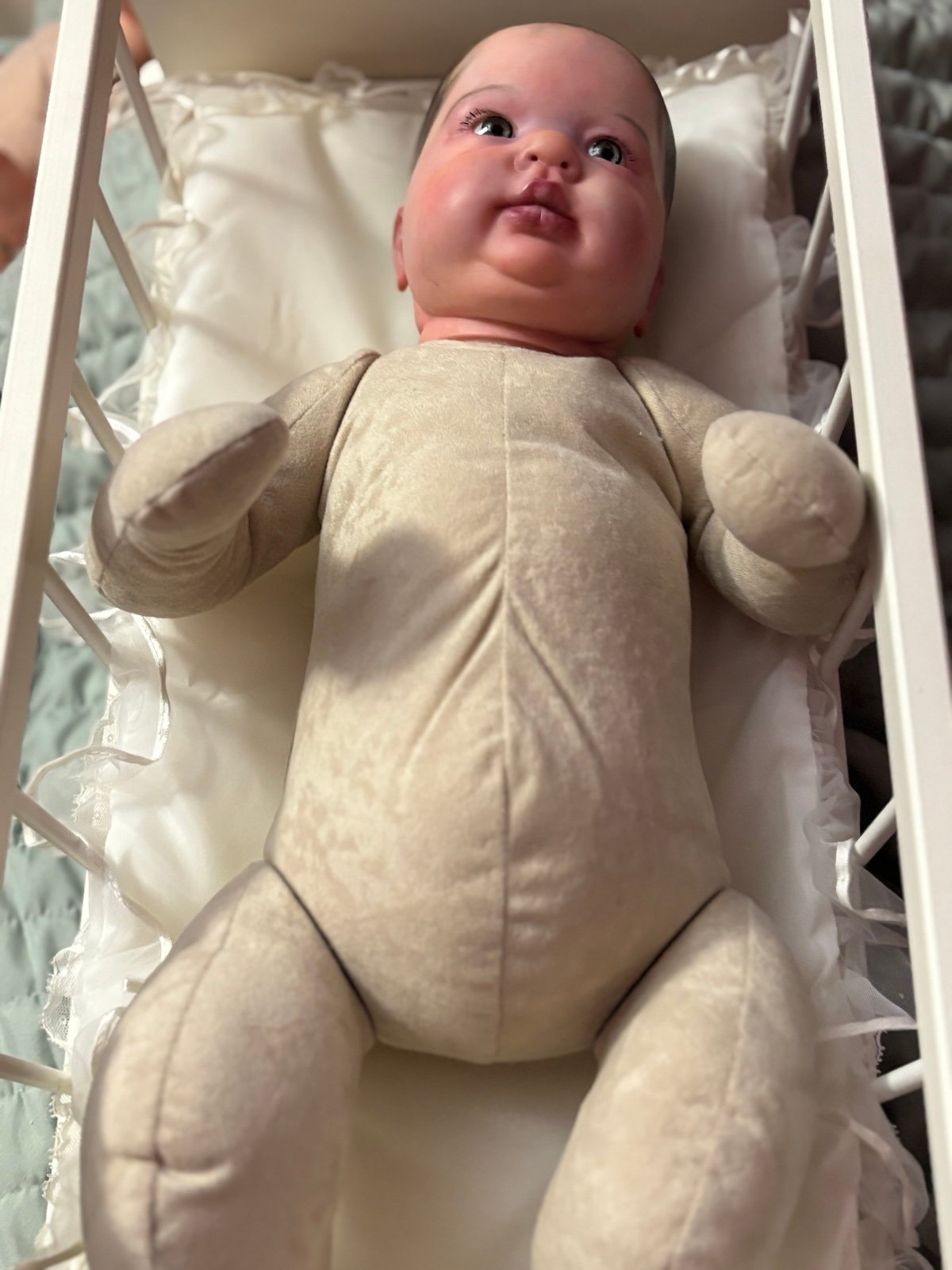 Reborn cuddle baby Crystal