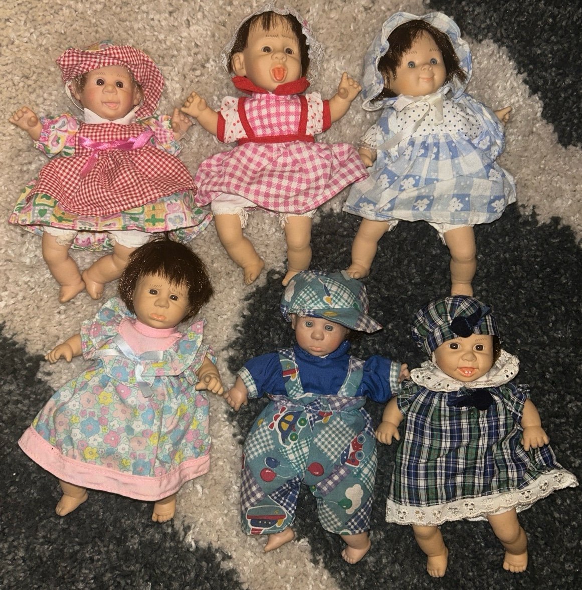 Gi-Go Toys: 8” , 6 Count Vintage Doll Set