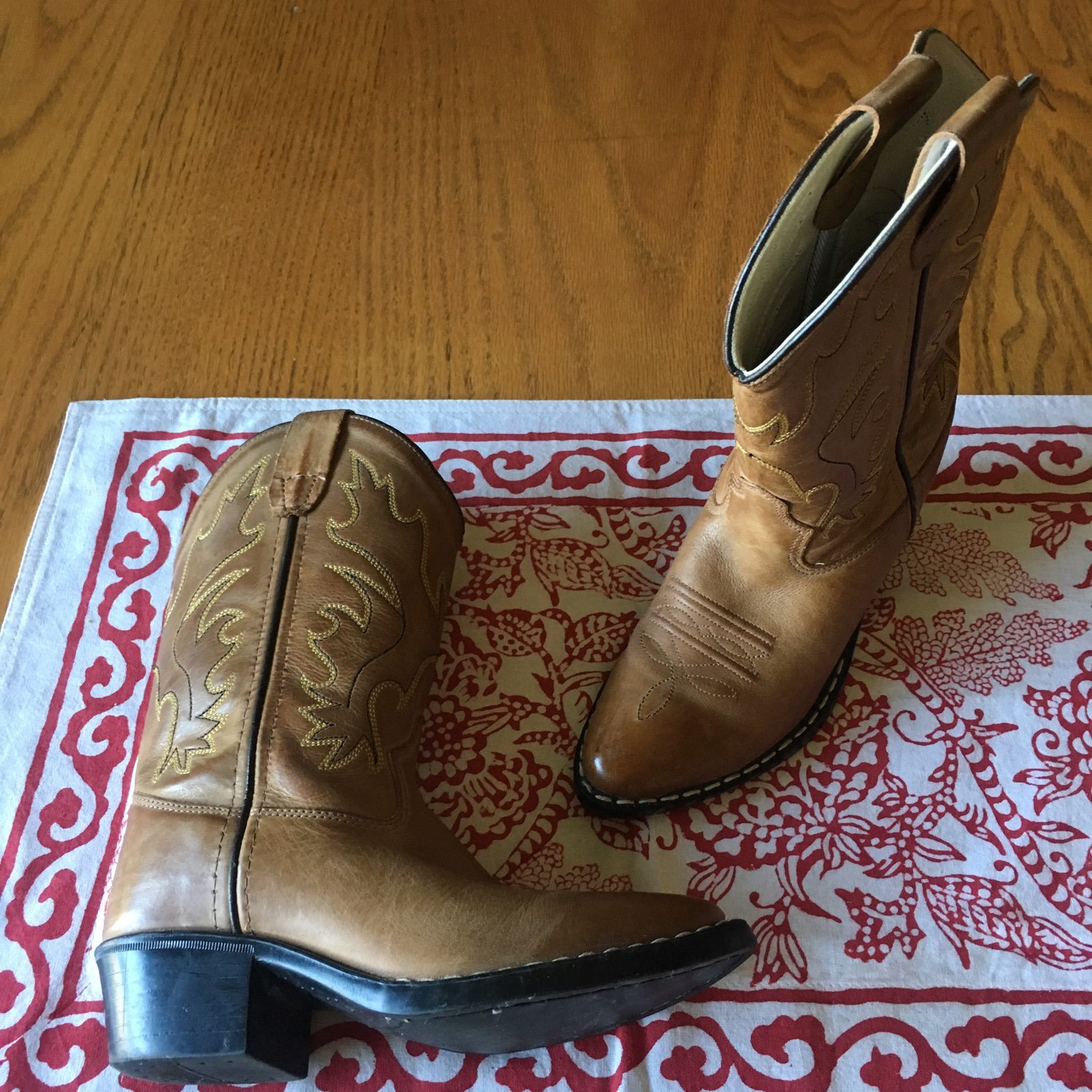 Girls Cowboy Boots Size 11.5