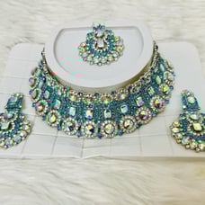 Bridal jewellery set