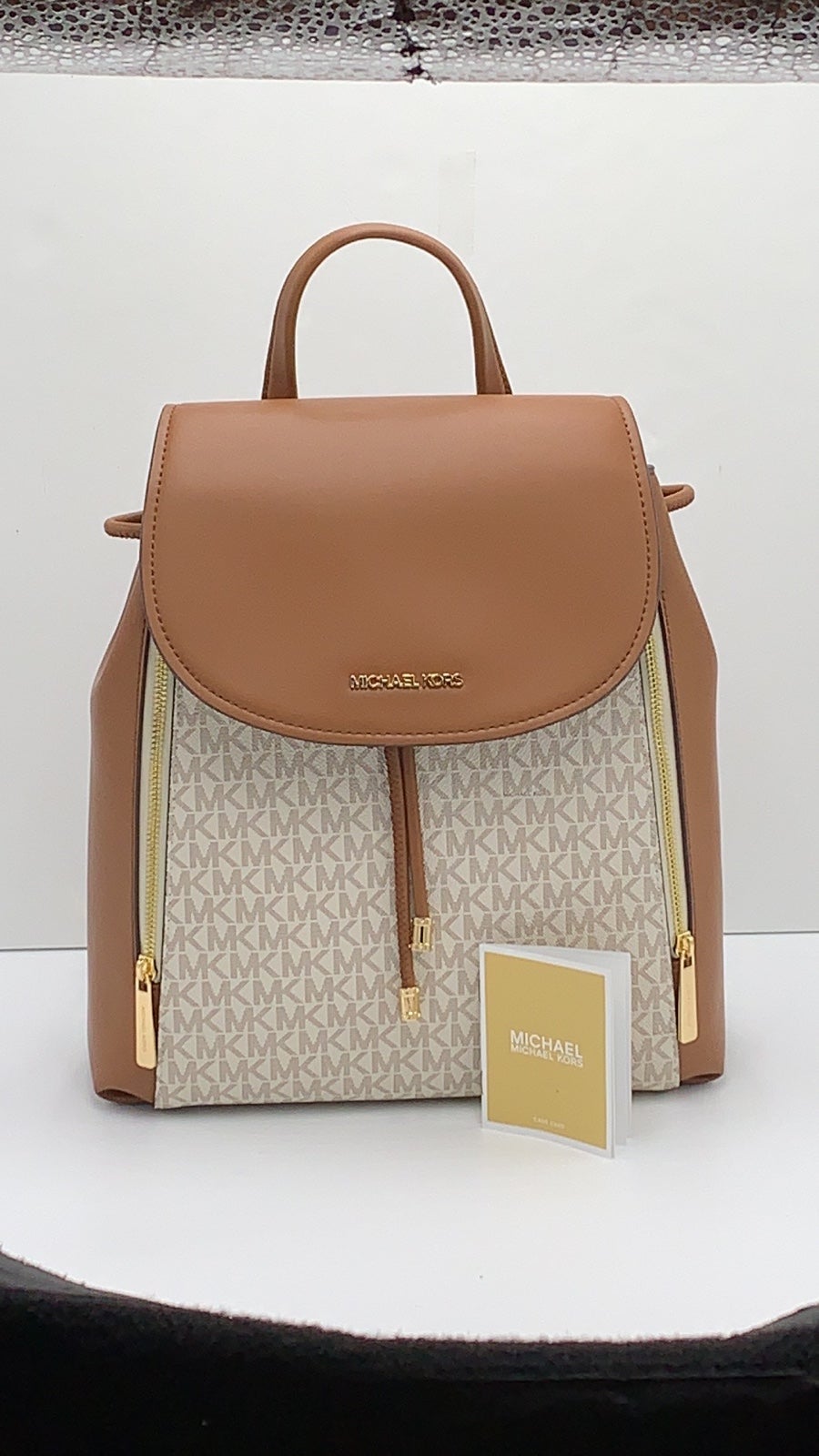 Michael Kors Phoebe 35F2G8PB2B Flap Drawstring Backpack Vanilla Signature NWT
