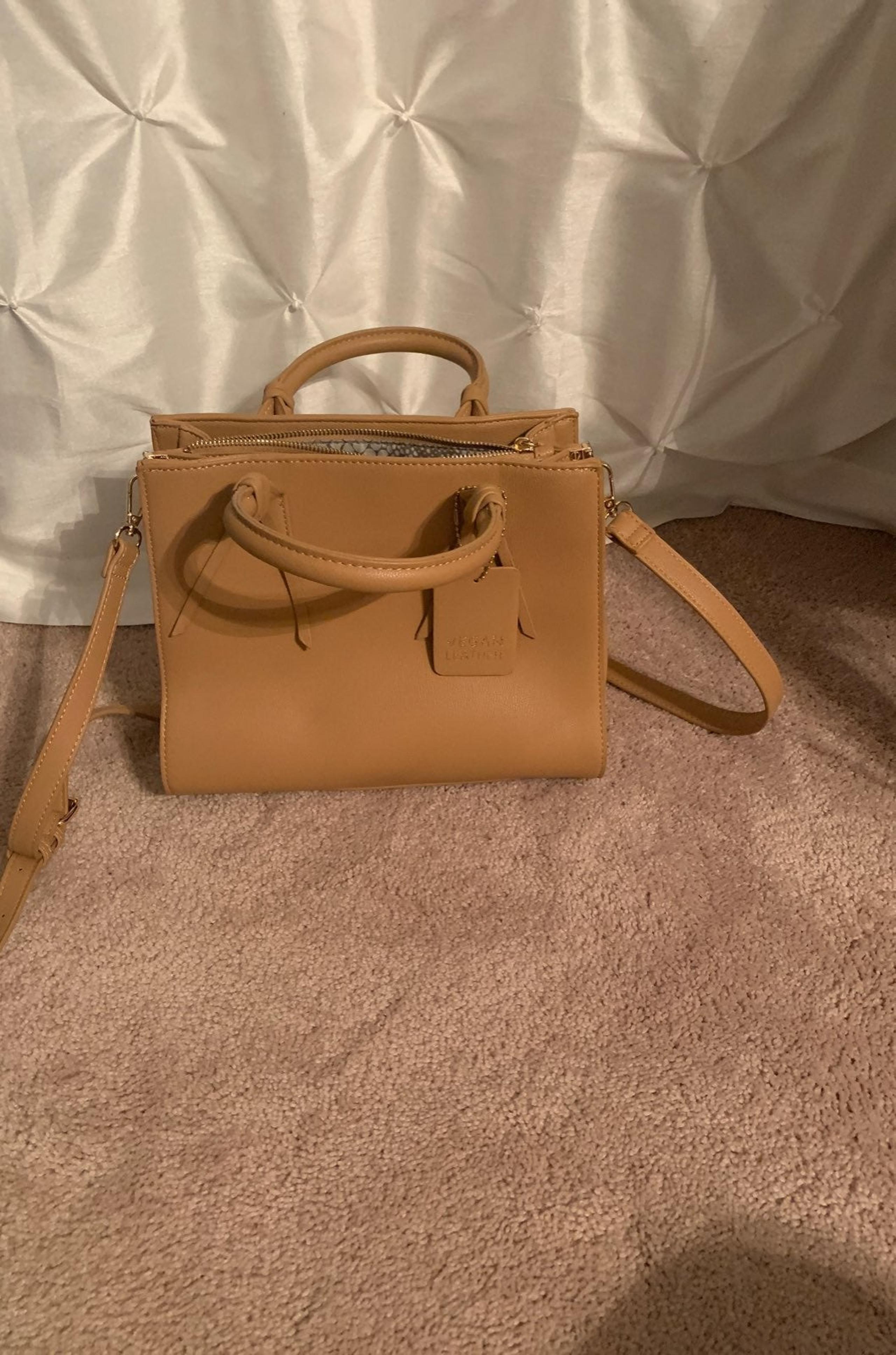 Antik Kraft Small tan handbag with long