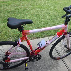 Kent 700c road bike w/ cycling shoes