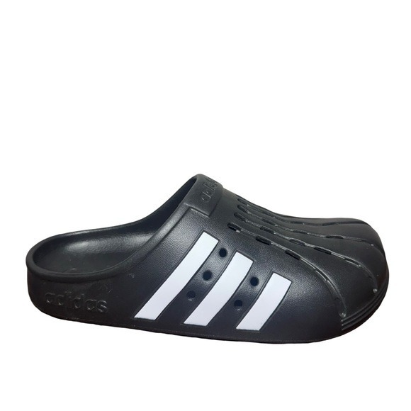 Women’s 8 adidas Adilette Slip On Clogs Core Black / Cloud White Sandals GZ5886