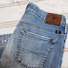 Lucky Brand Sweet Crop Denim Jeans with Embroidered Detail Cropped Leg Size 2
