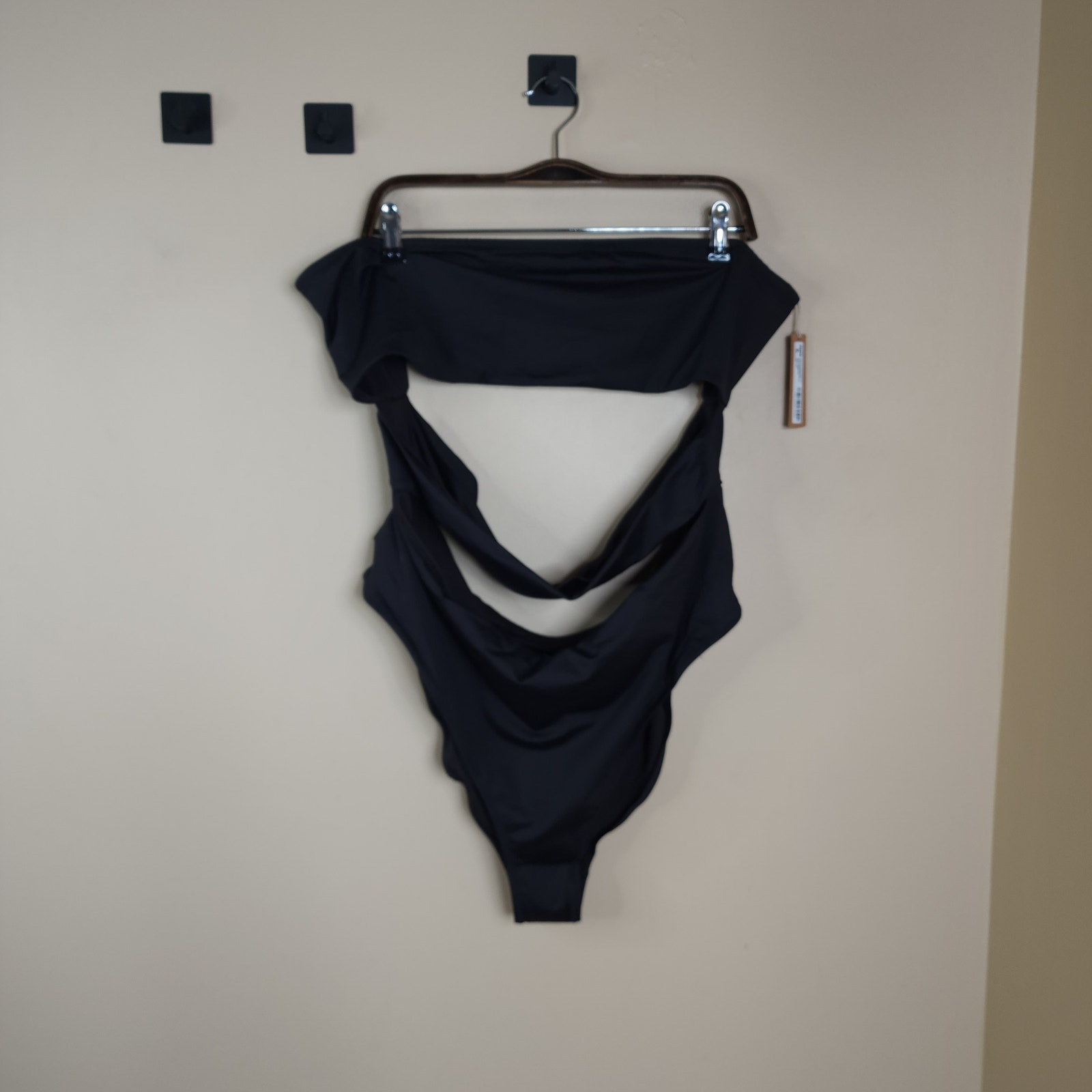 Skims Signature Swim Strapless Cut Out Monokini in Onyx Size 4X