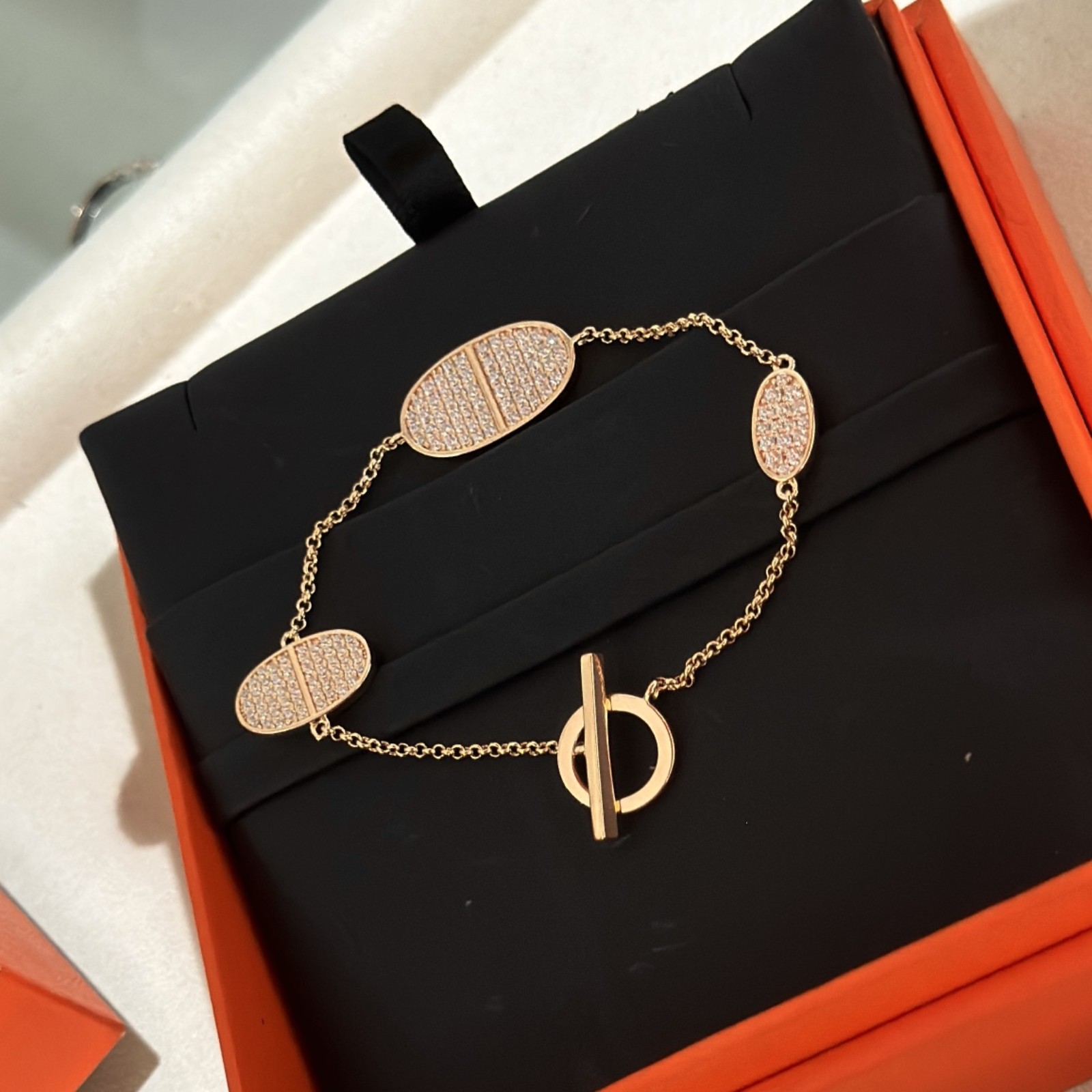 Pig nose fashion bracelet