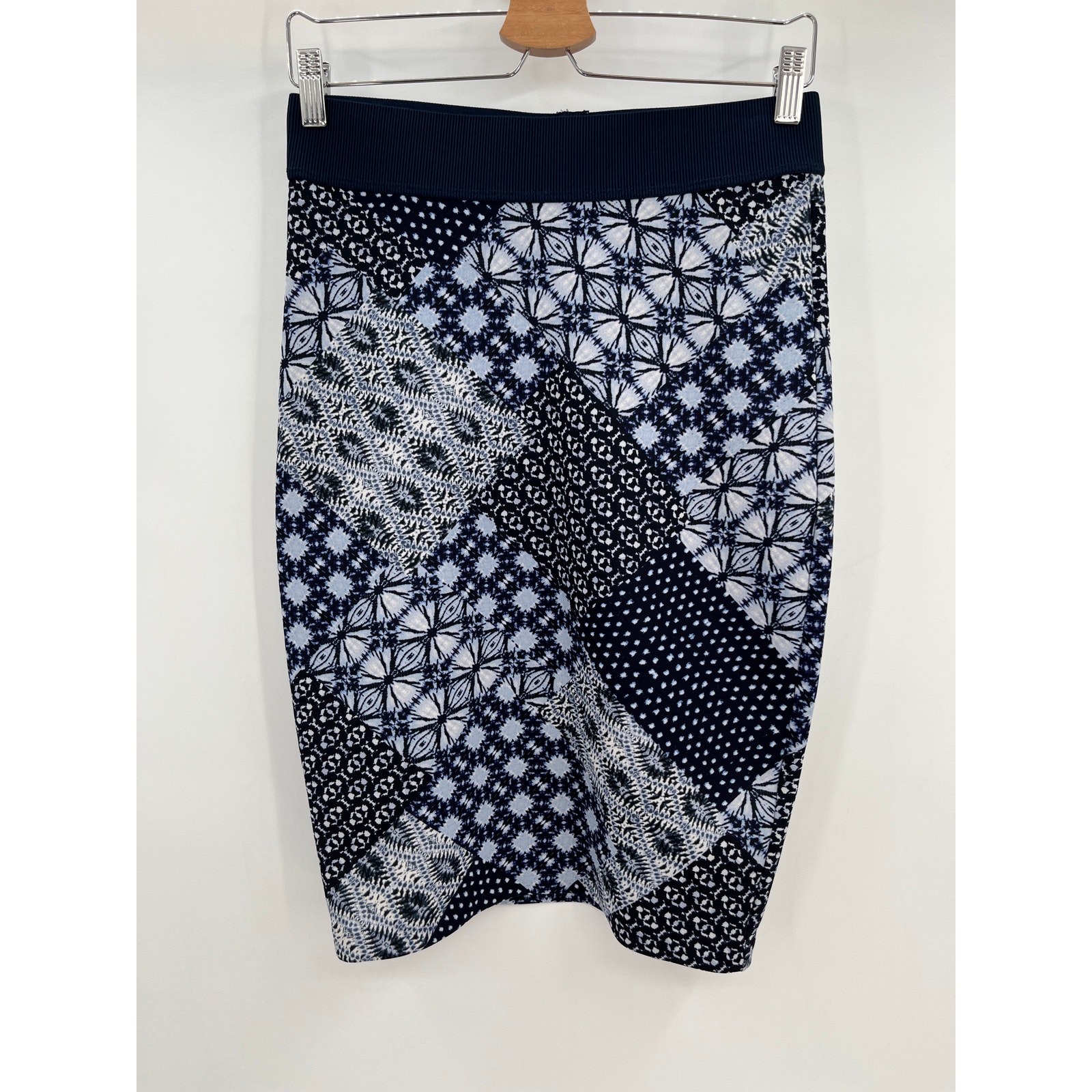 Margaret O'Leary Stretch Pencil Skirt Sz S Blue White Printed