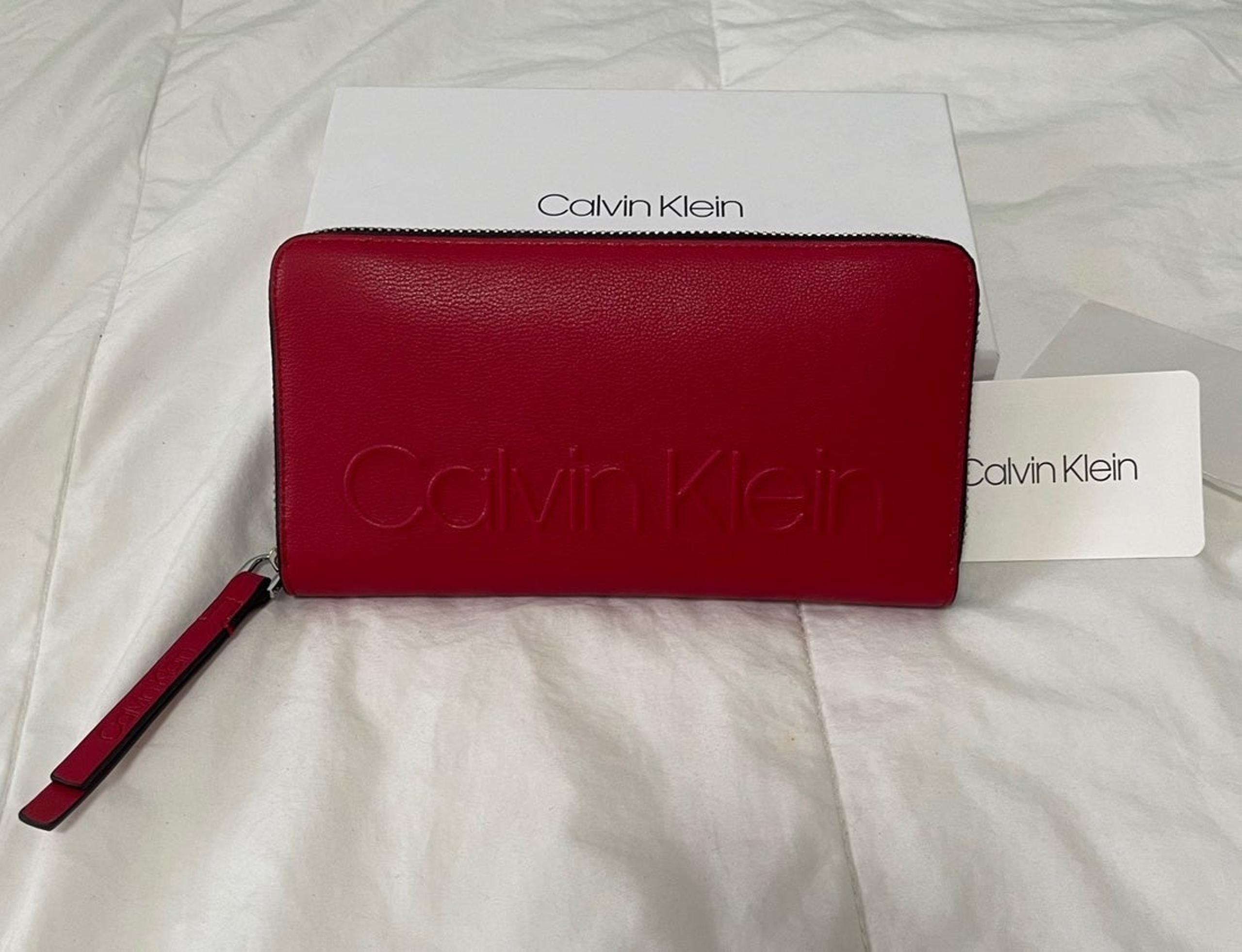 Calvin Klein Women’s Wallet