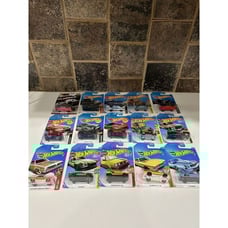 MIX Hot Wheels 15 Car Bundle Lot Variety 1/64 Kid Toy Mattel 2018 And Up