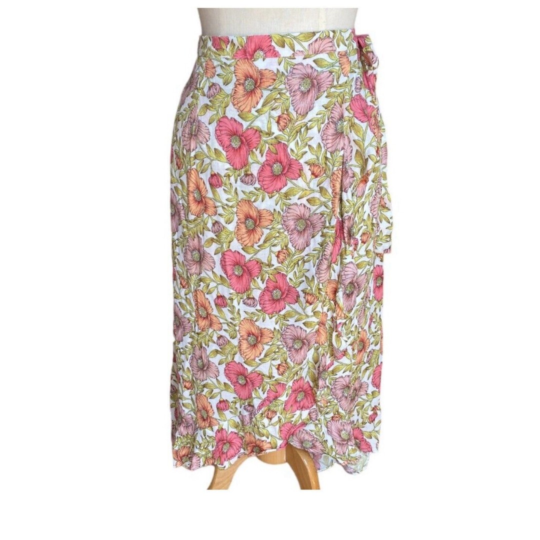 Cupcakes and Cashmere Roxanne Boho Midi Ruffle Wrap Skirt Size M Pink Floral EUC