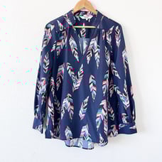 Crosby Feather Printed Blouse in Navy size L