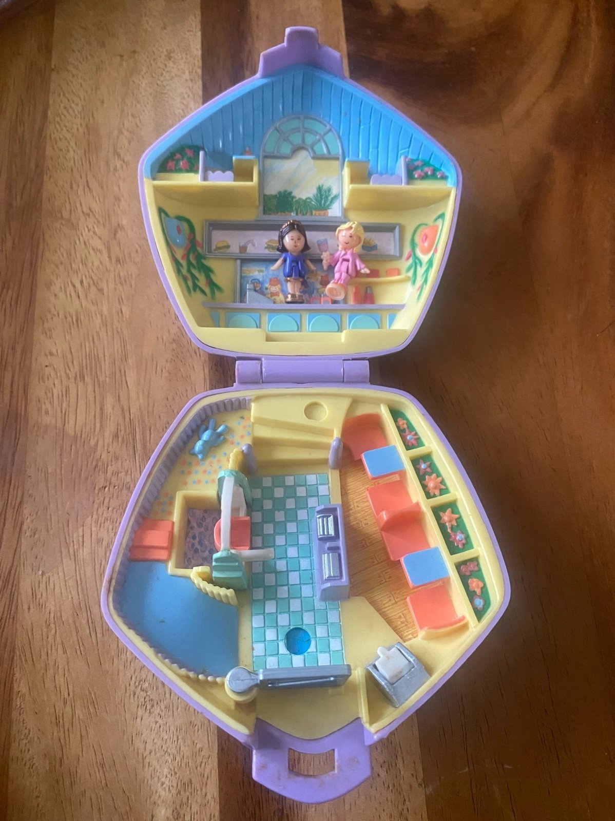 Vintage 1990 Polly Pocket Bluebird 1992 Fast Food Restaurant