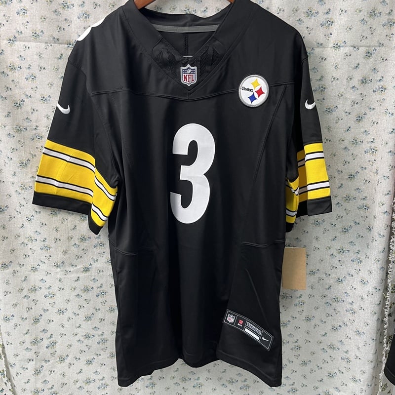 Russell Wilson #3 Embroidered Black Jersey Short Sleeves