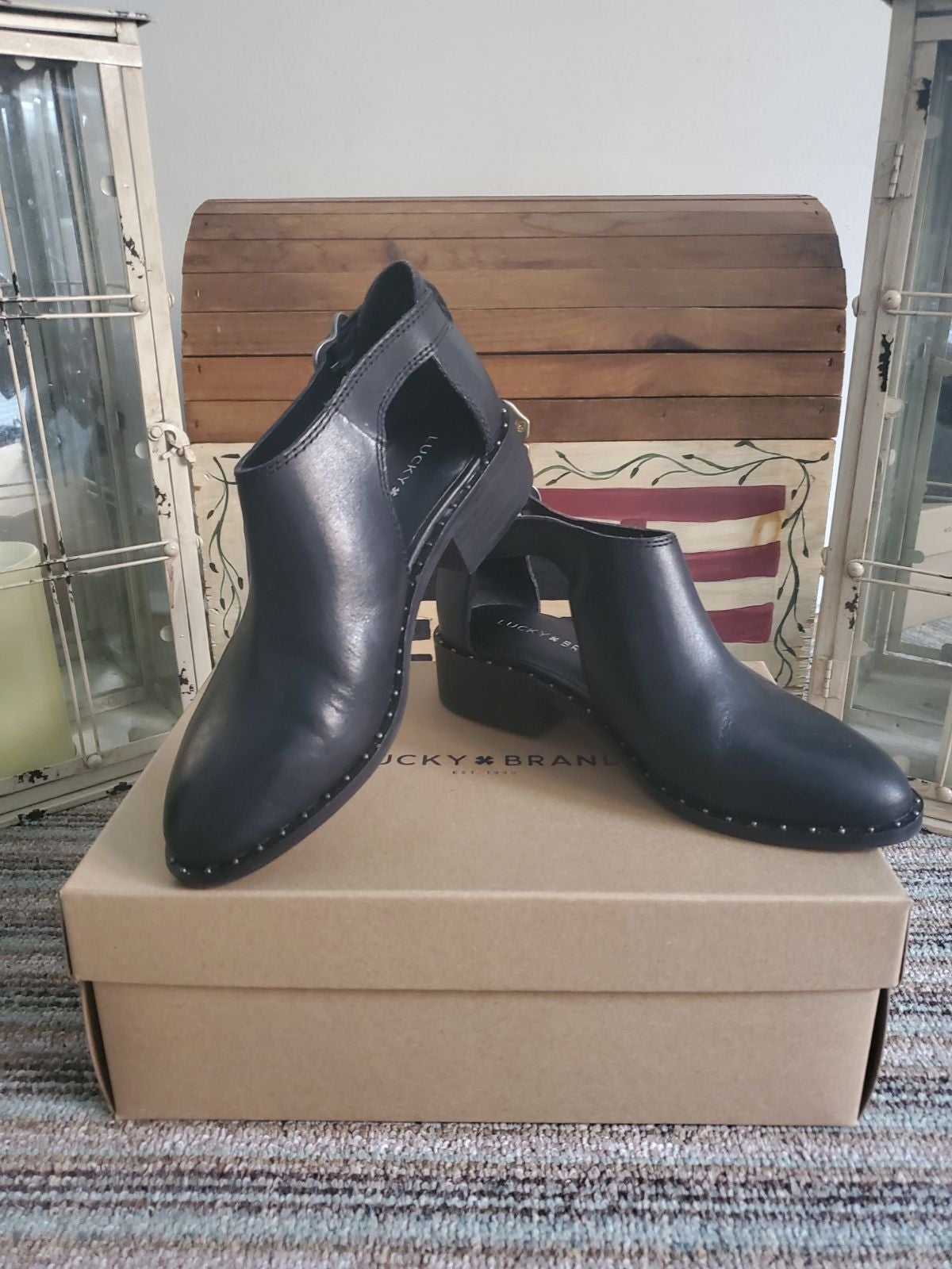 Lucky Brand Giovanna Leather Cutout Booties