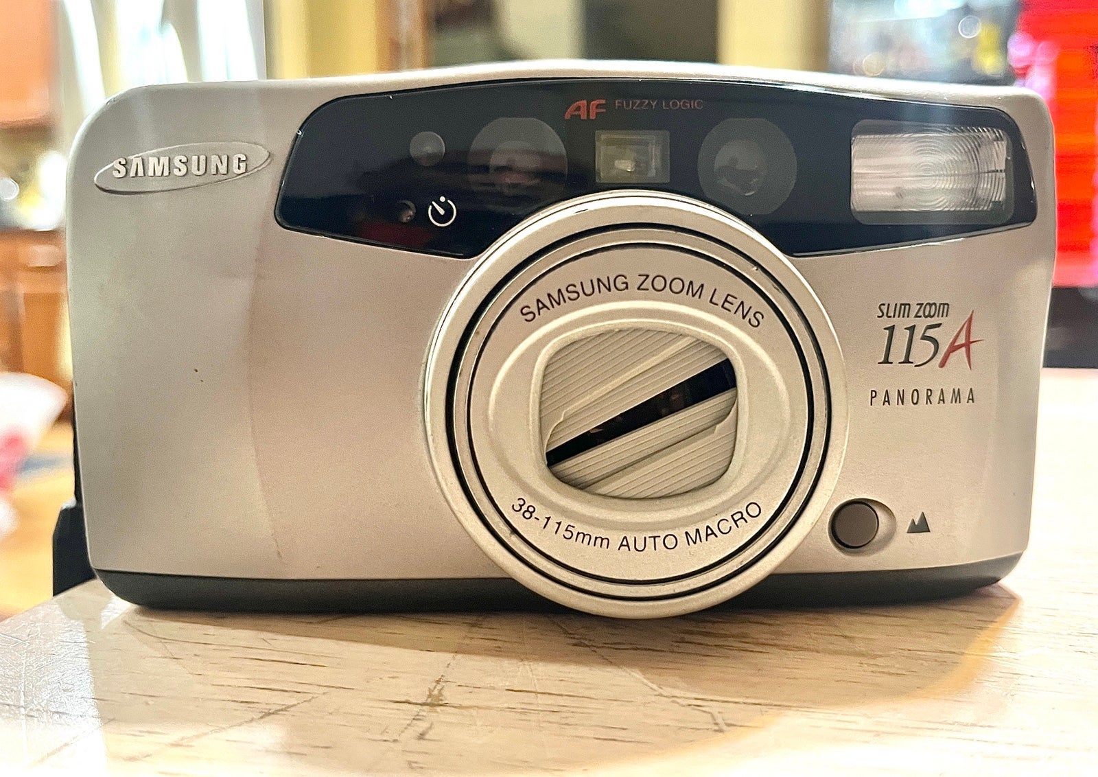 Samsung 115A Panorama Zoom 115A Panorama- Point and Shoot 35mm Film Camera