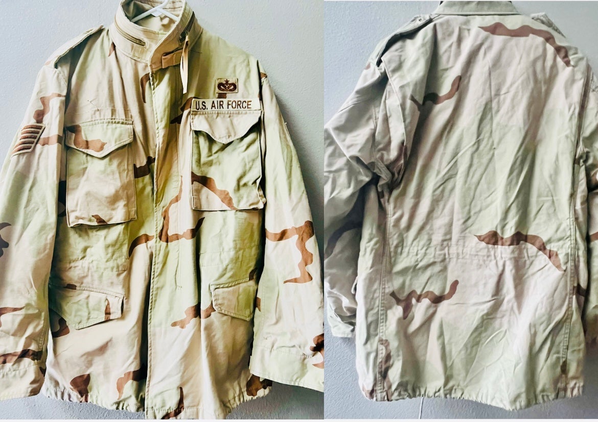 U.S. Air Force - Cold Weather Desert Camouflage Combat Jacket Size Med. Long