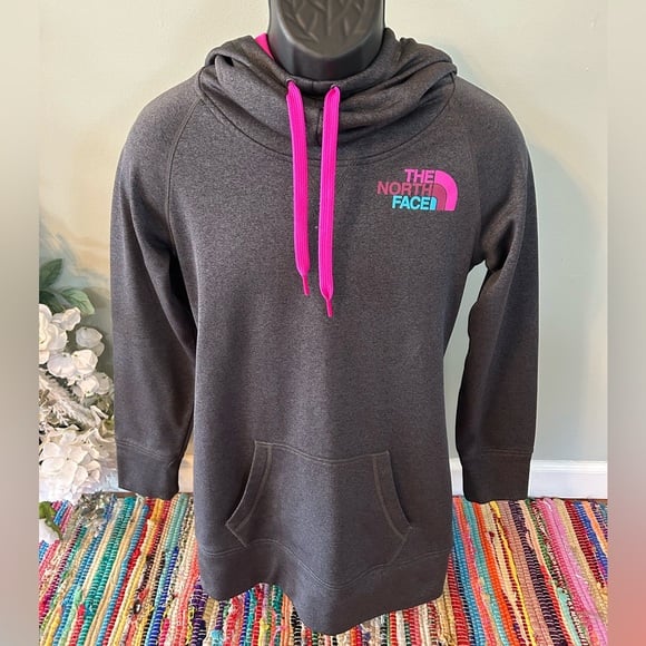 NEW The North Face Hoodie Sweatshirt Sunset Colorful Logo Outdoor Hike Ski Small
