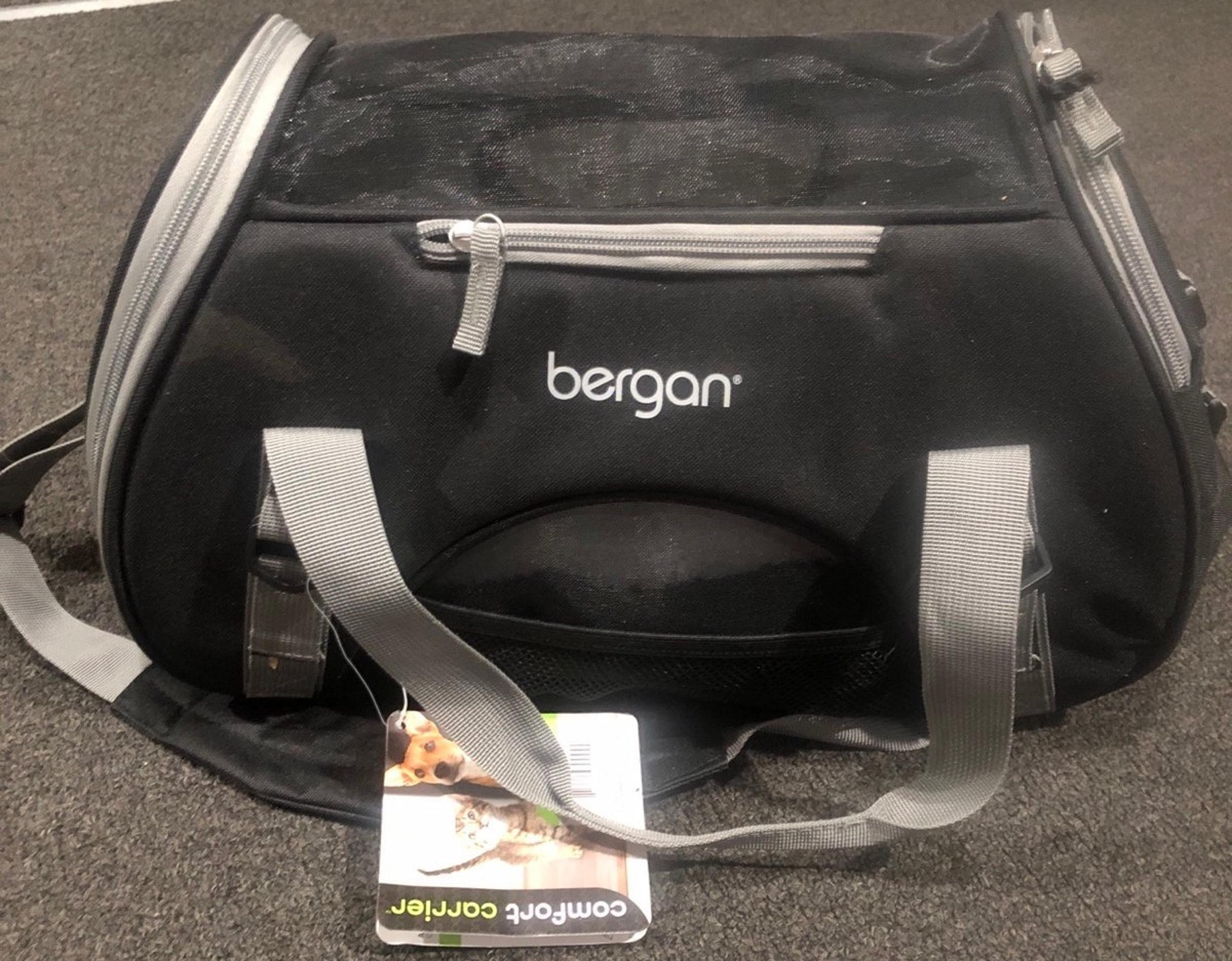 Pet carrier