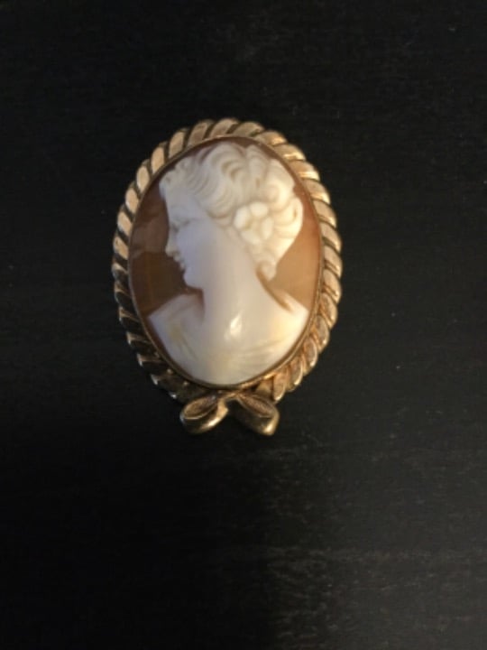 Vintage 14k Gold Filled pendant/Pin