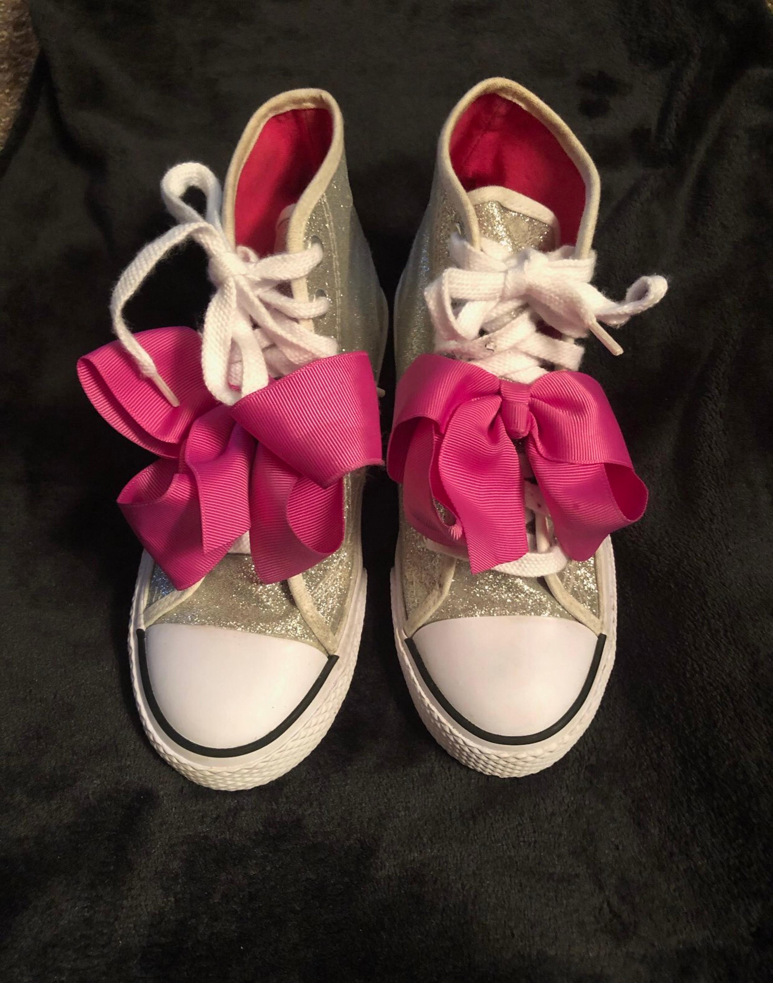 Size 3 high top Jo Jo siwas