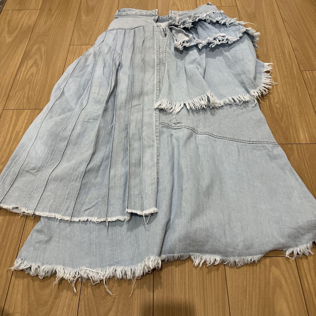 UN3D JAPANDENIM Pleated Skirt, Worn Once, Excellent Condition.