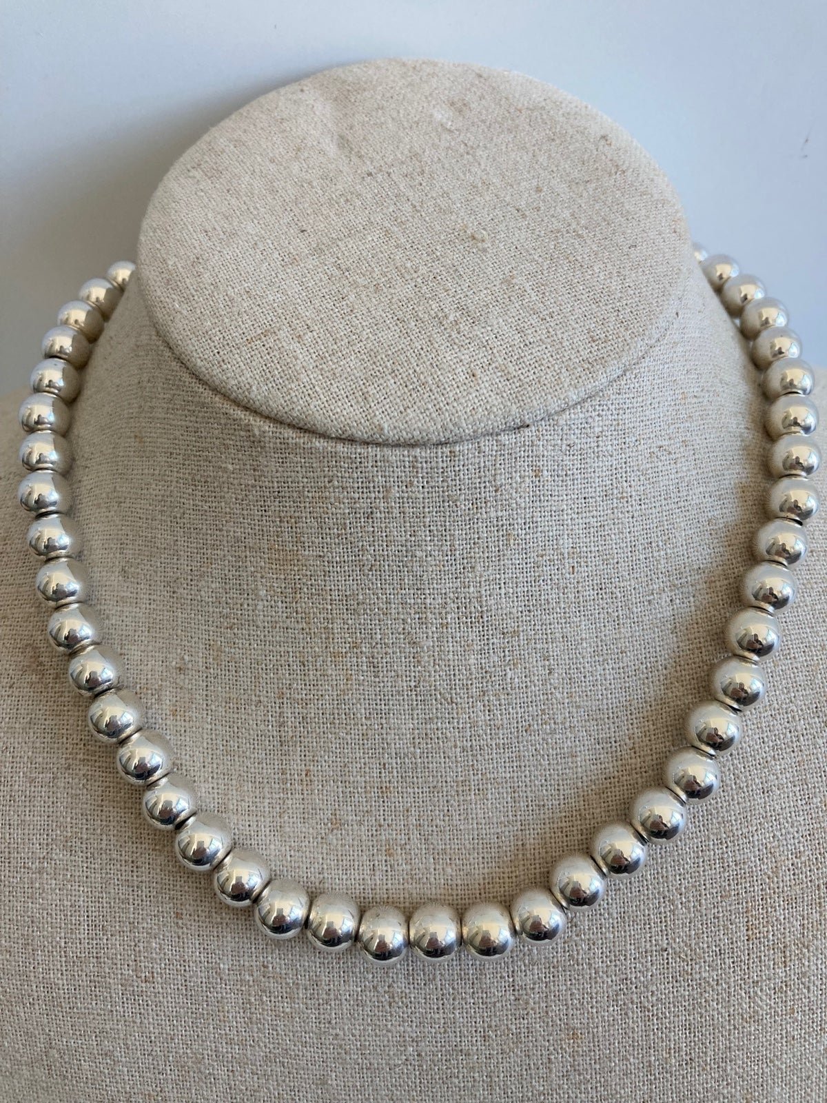 43.47g Vintage 7mm solid sterling silver bead Necklace
